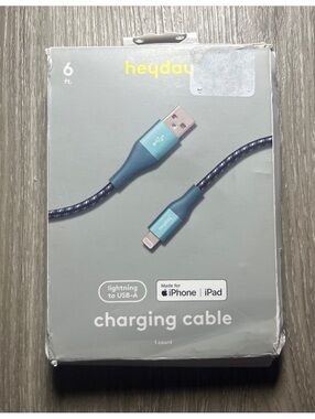 Lightning to USB-A Charging Cable for iPhone and iPad 6 ft Long by heyday NEW